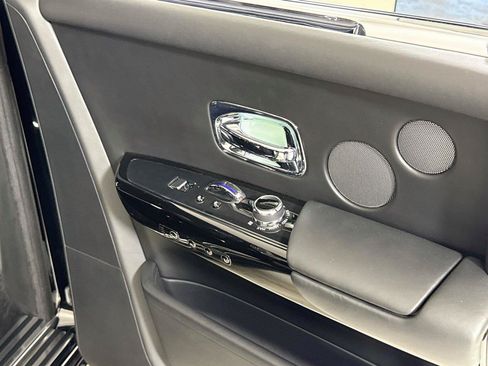 Used 2019 Rolls-Royce Phantom Sedan RWD image 30