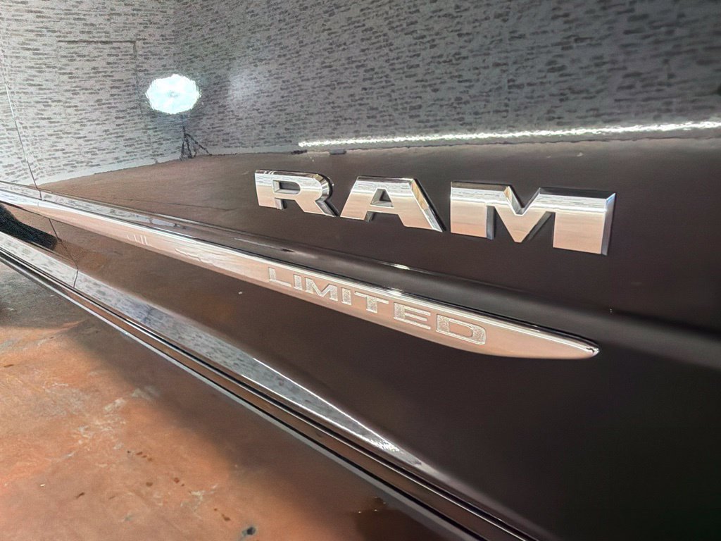 Used 2019 RAM 3500 Limited AWD/4WD image 10