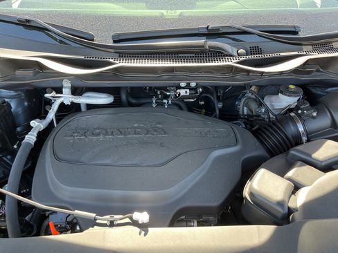 Used 2026 Honda Odyssey Touring image 14