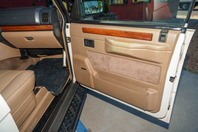 Used 1995 Land Rover Range Rover Classic AWD/4WD image 19