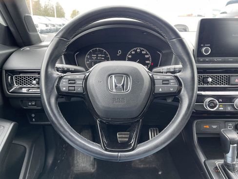 Used 2023 Honda Civic Sport image 6