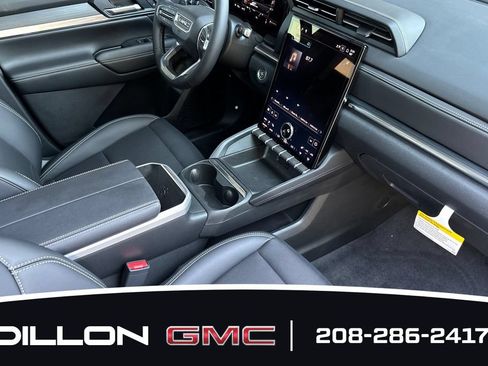 New 2026 GMC Terrain Elevation w/ Elevation Premium Package AWD/4WD image 16