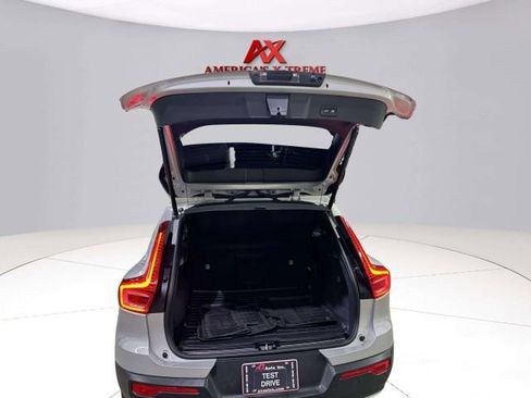 Used 2023 Volvo XC40 B5 Plus w/ Driver Assist Package AWD/4WD image 23