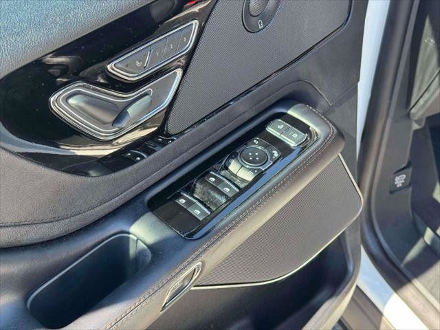 Certified 2023 Lincoln Aviator Reserve w/ Jet Package AWD/4WD image 18