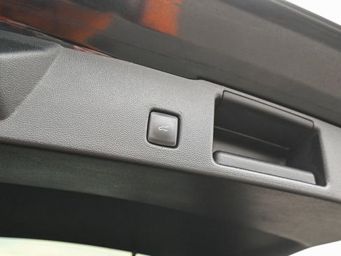 Certified 2023 Ford Escape ST-Line Select w/ Tech Pack #1 image 17