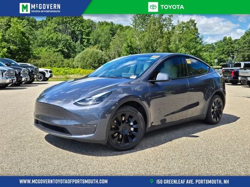 Used 2023 Tesla Model Y Long Range AWD/4WD image 1