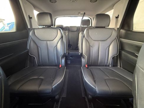 Used 2025 Hyundai Palisade SEL FWD image 47