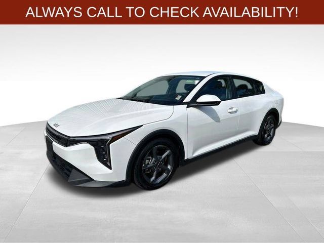 Used 2025 Kia K4 FWD image 3