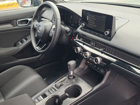 Used 2025 Honda Civic Sport image 9
