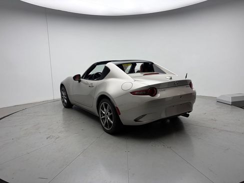 Used 2022 MAZDA MX-5 Miata RF Grand Touring RWD image 2