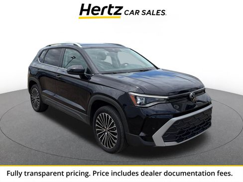 Used 2025 Volkswagen Taos SE FWD image 1