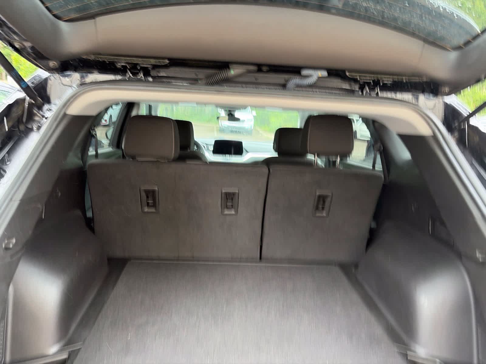 Used 2025 Chevrolet Blazer LT FWD image 6