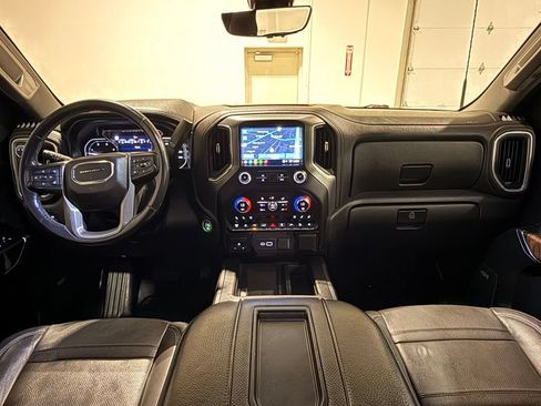 Used 2021 GMC Sierra 2500 Denali w/ Denali Black Diamond Edition AWD/4WD image 34