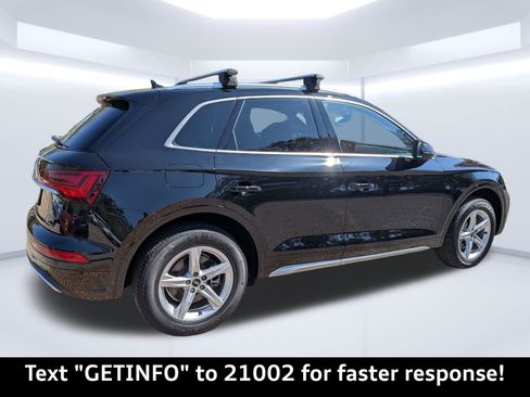 Used 2023 Audi Q5 2.0T Premium w/ Convenience Package image 3