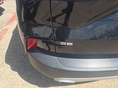 Used 2020 Ford Escape SE FWD image 5