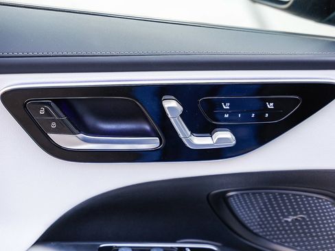 New 2026 Mercedes-Benz C 300 Sedan image 22