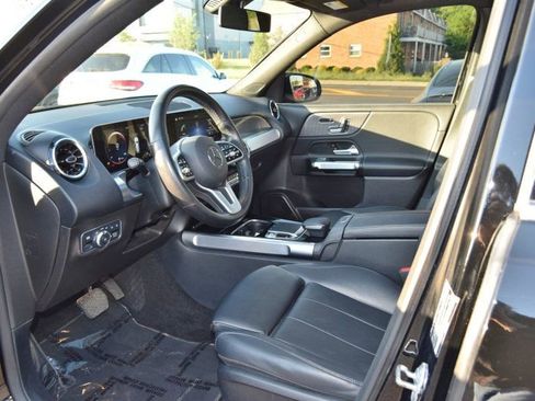 Used 2020 Mercedes-Benz GLB 250 4MATIC image 16