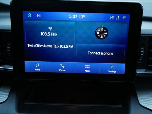 Used 2020 Ford Explorer XLT w/ Equipment Group 202A image 12