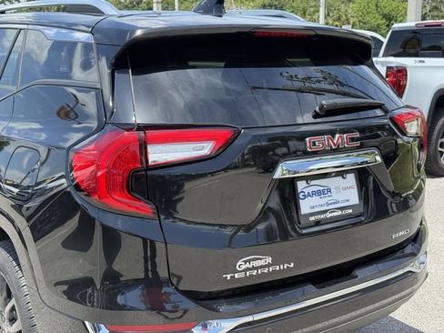 Used 2024 GMC Terrain Denali w/ Black Diamond Edition AWD/4WD image 11