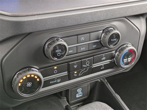 New 2025 Ford Bronco 4-Door image 20