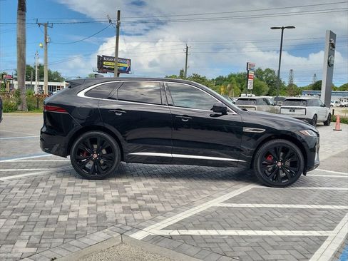Used 2023 Jaguar F-PACE R-Dynamic S AWD/4WD image 6
