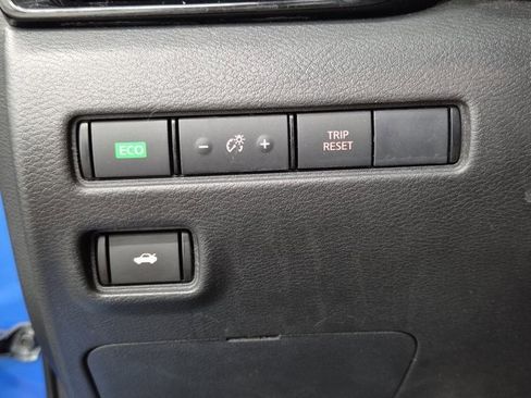 Used 2021 Nissan Sentra SV image 23