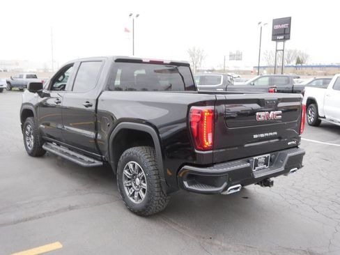 Used 2024 GMC Sierra 1500 AT4 AWD/4WD image 8