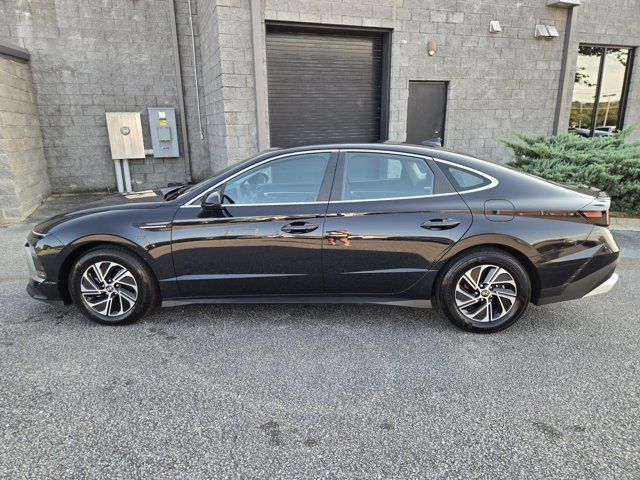 Used 2026 Hyundai Sonata Blue FWD image 11