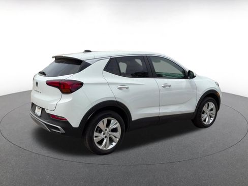 Used 2025 Buick Encore GX Preferred AWD/4WD image 15
