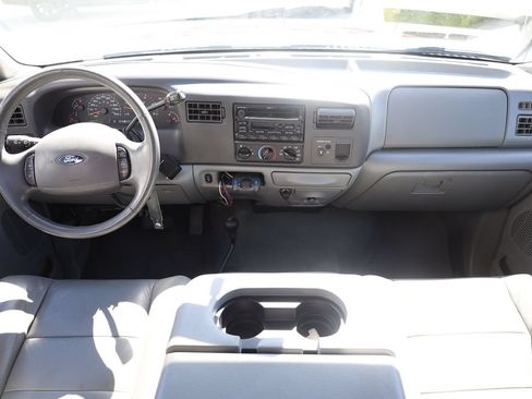 Used 2004 Ford F450 Lariat AWD/4WD image 19