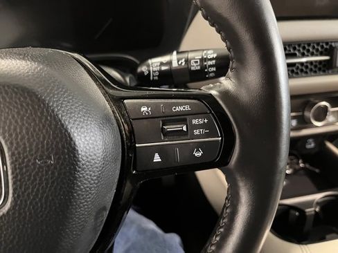 Used 2025 Honda HR-V EX-L image 26