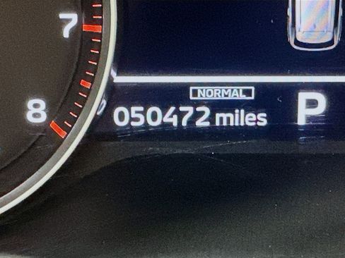 Used 2024 Mitsubishi Outlander SE AWD/4WD image 19