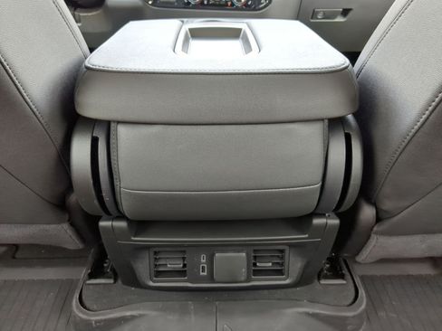Used 2025 Chevrolet Silverado 1500 LT AWD/4WD image 28