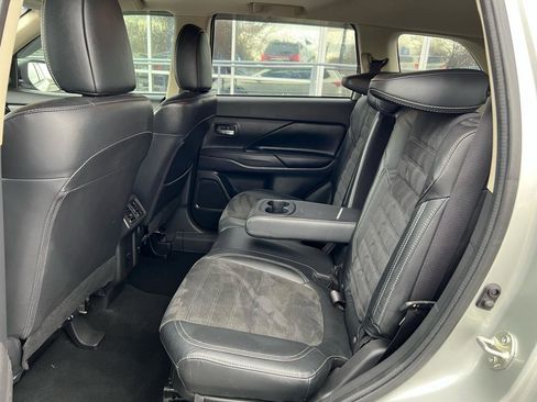 Used 2020 Mitsubishi Outlander SEL image 12