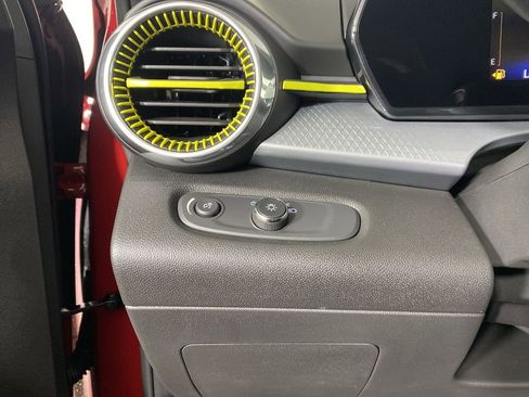 New 2026 Chevrolet Trax LT w/ Driver Confidence Package image 18