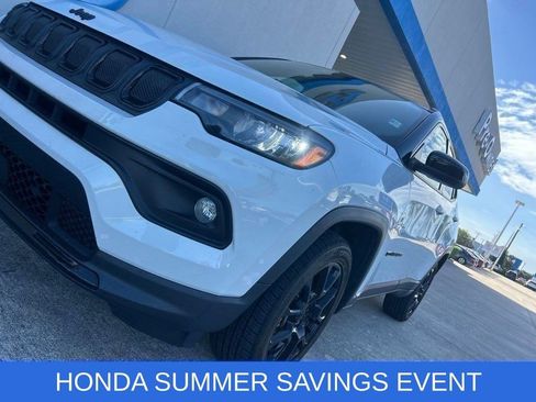 Used 2022 Jeep Compass Latitude AWD/4WD image 4