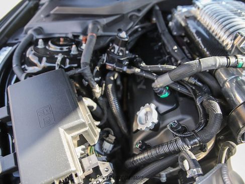 Used 2017 Ford Mustang GT Premium w/ Equipment Group 401A image 19