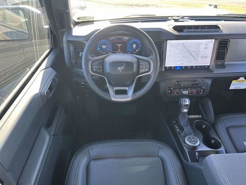 New 2025 Ford Bronco Big Bend w/ Black Diamond Package AWD/4WD image 10