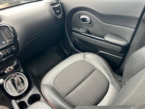 Used 2019 Kia Soul ! w/ Technology Package FWD image 13