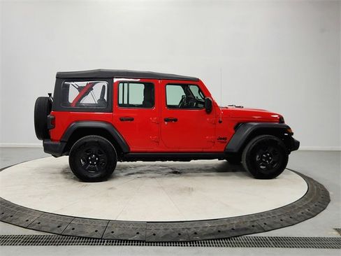 Used 2021 Jeep Wrangler Unlimited Sport image 8