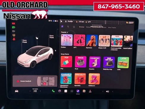 Used 2022 Tesla Model Y Long Range image 18