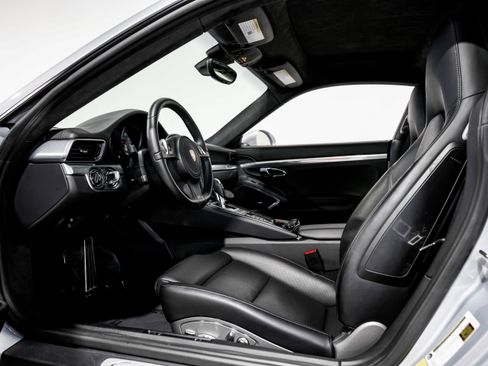 Used 2014 Porsche 911 Carrera S image 19