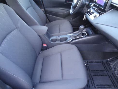 Used 2024 Toyota Corolla LE FWD image 13