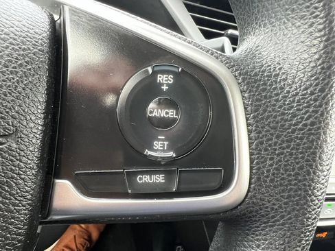 Used 2017 Honda Civic EX image 30