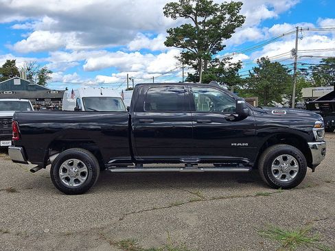 Used 2026 RAM 2500 Big Horn AWD/4WD image 32