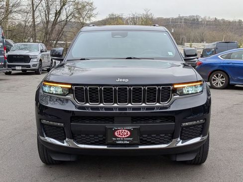 Used 2024 Jeep Grand Cherokee L Limited AWD/4WD image 12