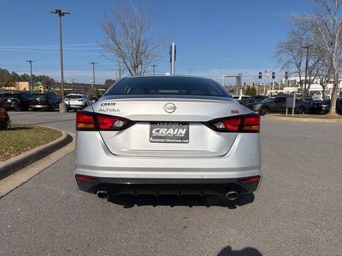 Used 2024 Nissan Altima 2.5 SR image 6
