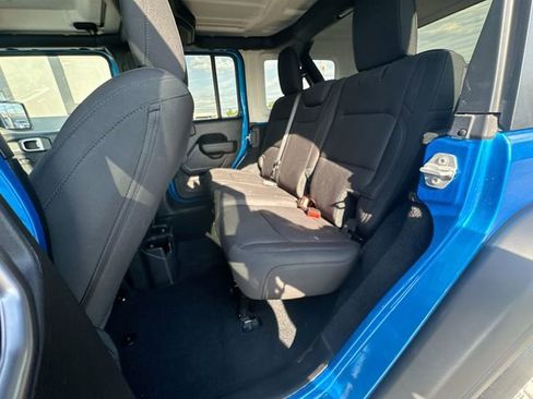 Used 2022 Jeep Wrangler Unlimited Sport AWD/4WD image 23
