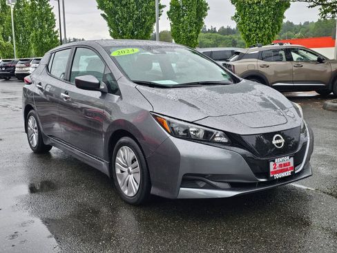 Used 2024 Nissan Leaf S FWD image 3
