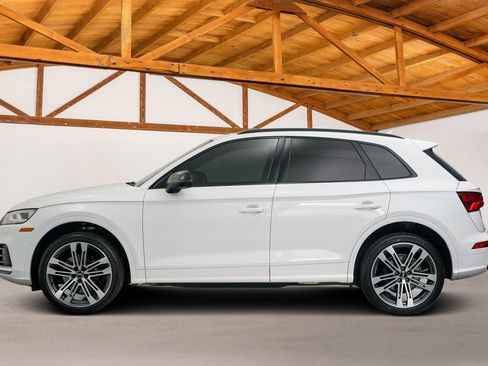 Used 2020 Audi SQ5 Premium Plus w/ Premium Plus Package image 2